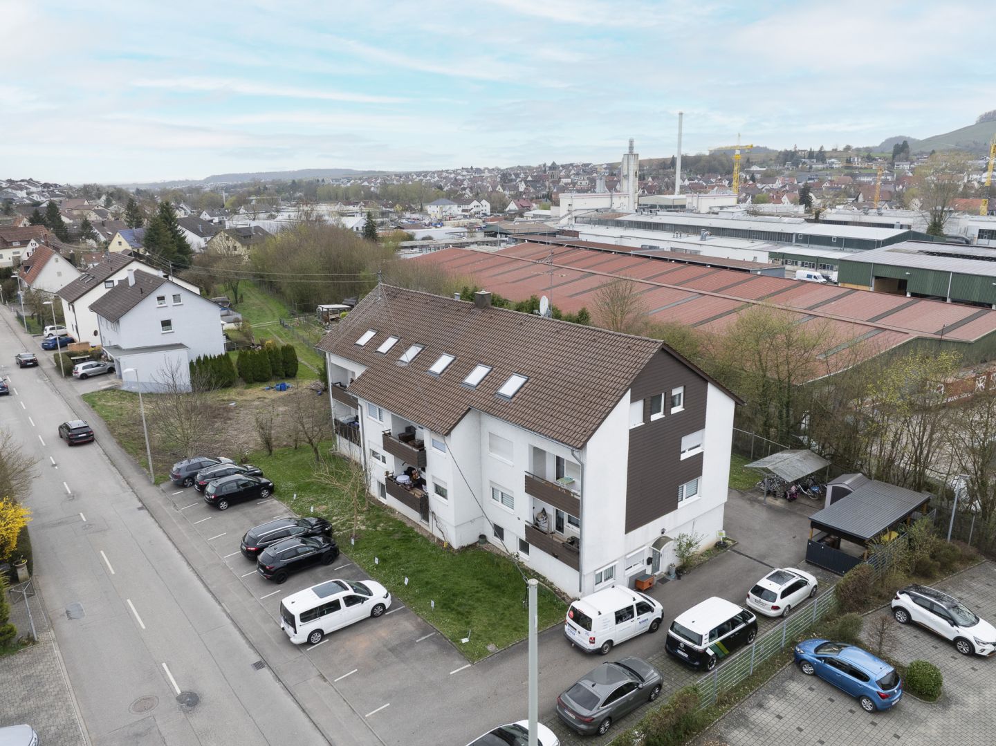 4-zimmer-dachgeschosswohnung-solide-basis-mit-entwicklungspotential 